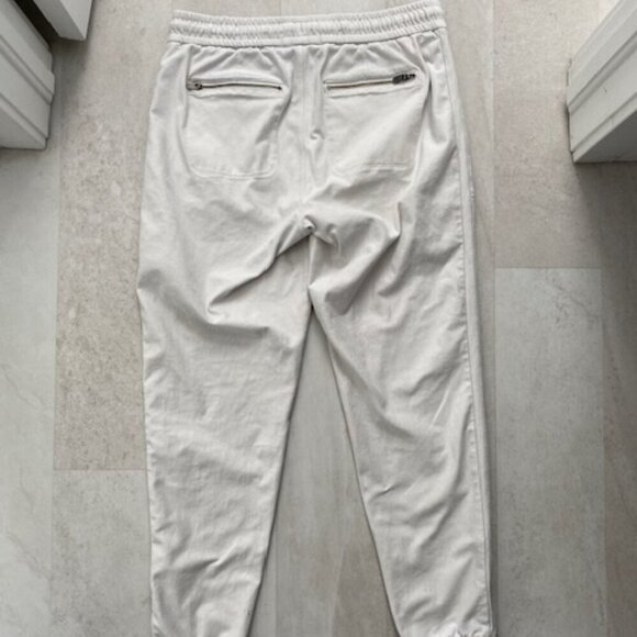 ATHLETA Birch Light Gray Farallon Jogger Pants Sz 4 - Picture 11 of 15